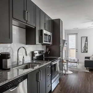  Apartment Locale Music Row -